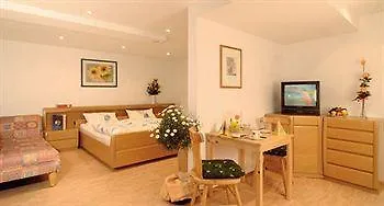 Hotel Restaurant Cafe Uhl Rothenburg ob der Tauber
